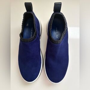 Stuart Weitzman SW-612 Suede Deep Blue Slip-On Sneakers size 6.